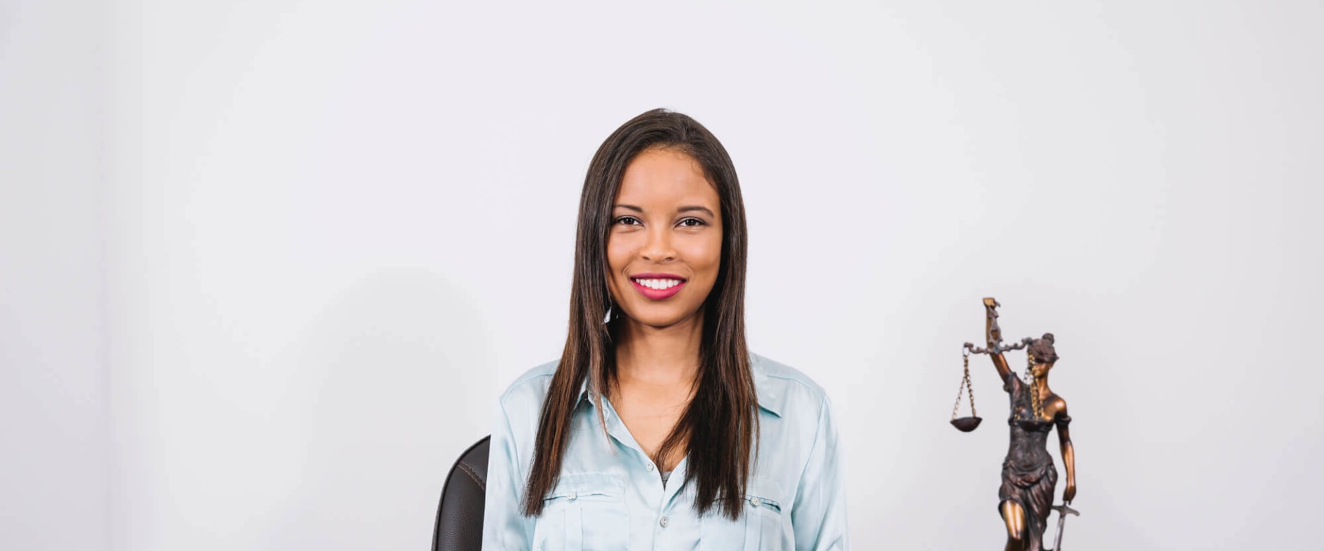 Exploring the Best Platforms for Finding UK Law Tutors