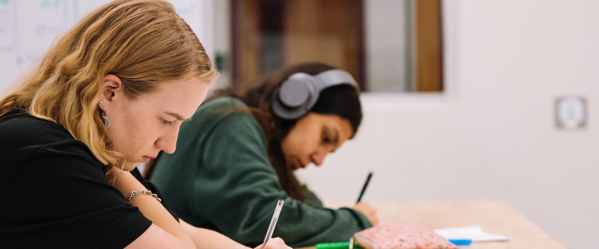 An Overview of the Solicitor Qualification Exam: A Guide for UK Law Students